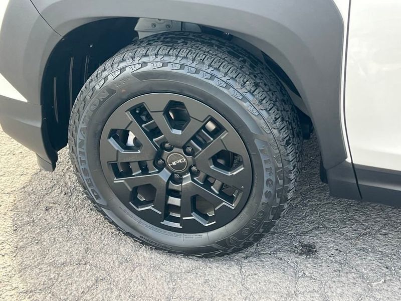 2022 Honda Ridgeline Black Edition photo 8