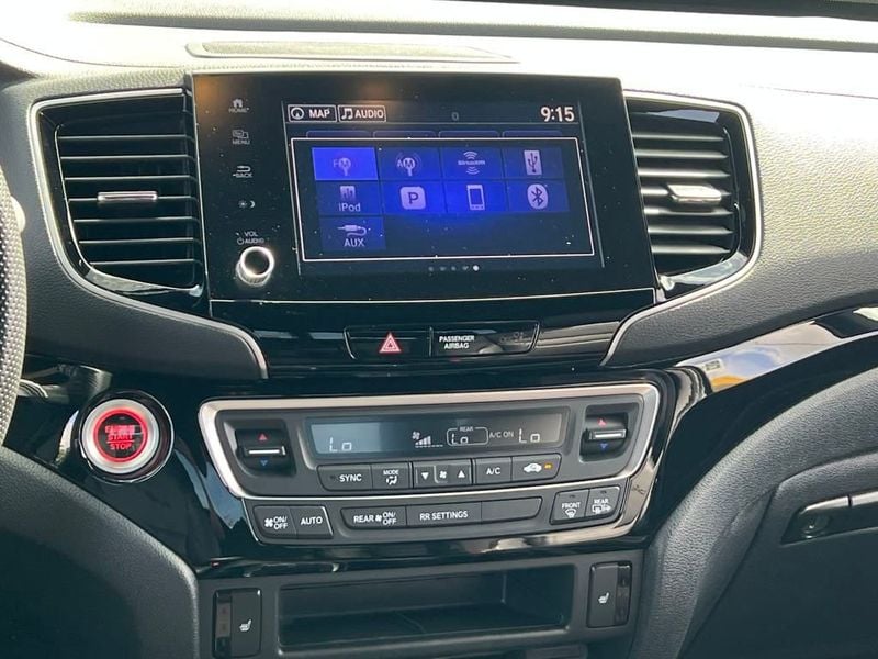 2022 Honda Ridgeline Black Edition photo 12