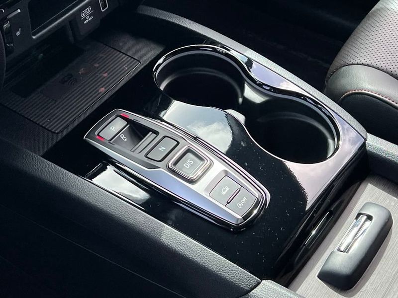 2022 Honda Ridgeline Black Edition photo 14
