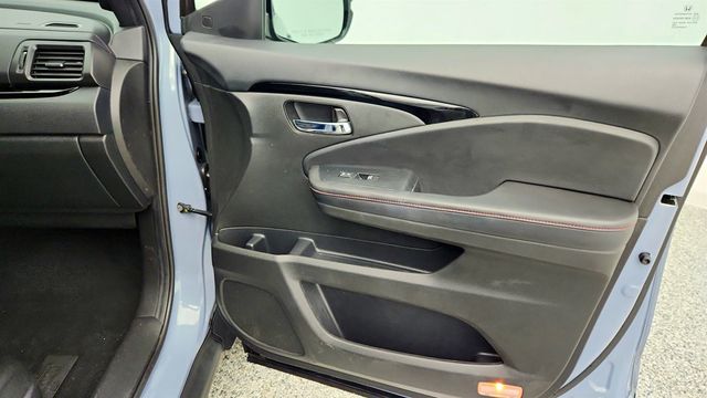 2022 Honda Ridgeline Black Edition AWD - 22961321 - 25