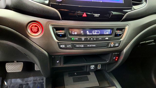 2022 Honda Ridgeline RTL-E AWD - 23098930 - 17