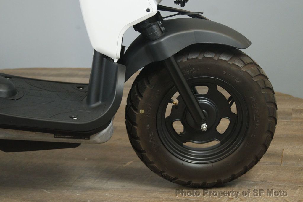2022 Honda Ruckus One Owner, Only 105 Mi - 22944415 - 13