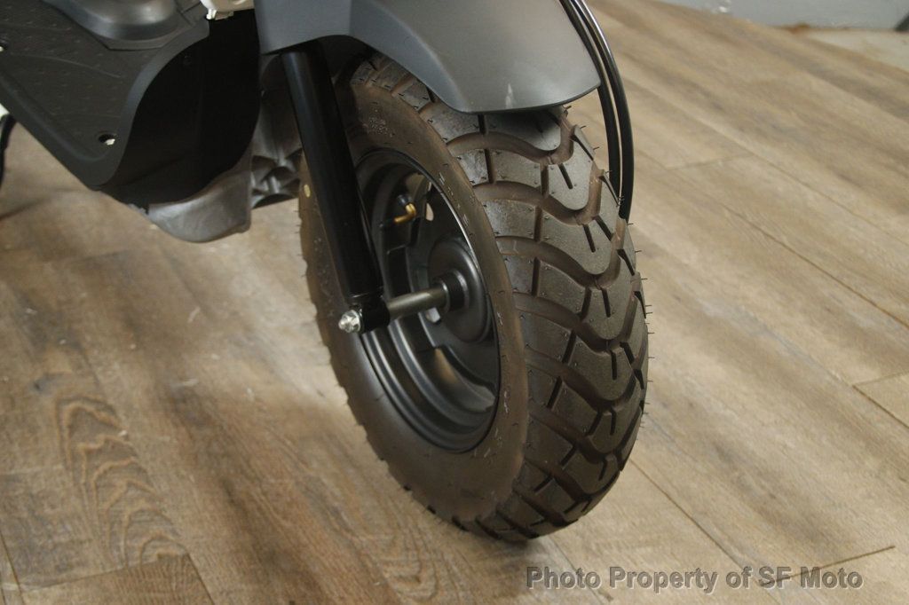 2022 Honda Ruckus One Owner, Only 105 Mi - 22944415 - 19