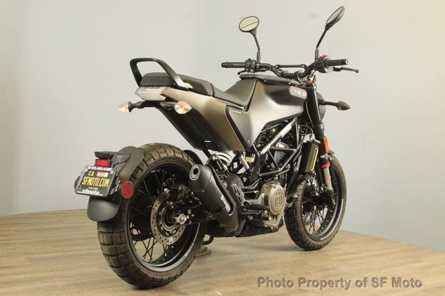 2022 Husqvarna Svartpilen 401 Under 200 Miles! - 22616695 - 44