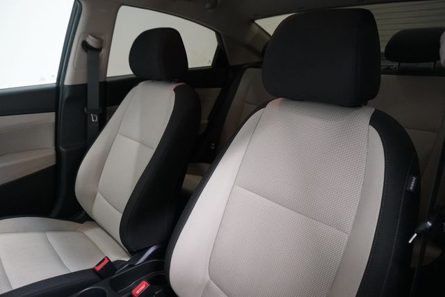 2022 Hyundai Accent SE Sedan IVT - 22921722 - 8