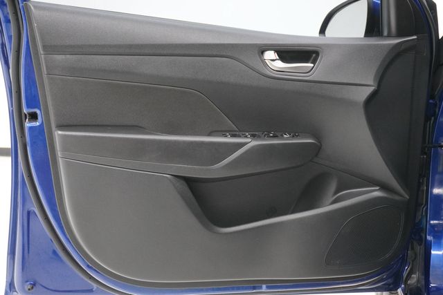 2022 Hyundai Accent SE Sedan IVT - 22997073 - 11