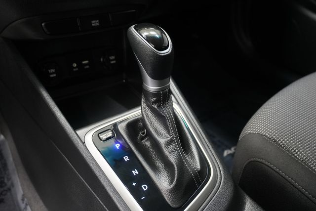 2022 Hyundai Accent SE Sedan IVT - 22997073 - 16