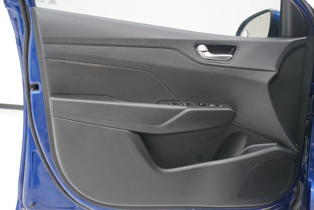 2022 Hyundai Accent SE Sedan IVT - 23033363 - 11