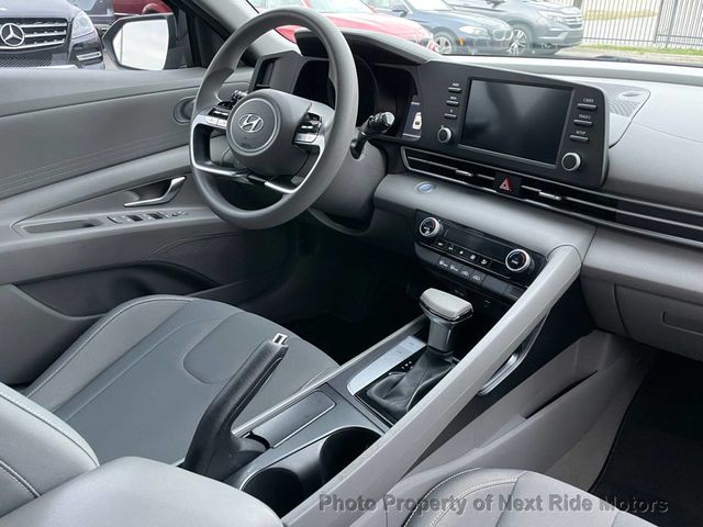 2022 Hyundai Elantra 2022 HYUNDAI ELANTRA SEL 2.0L GAS SAVER 1-OWNER 615-730-9991 - 22935240 - 16