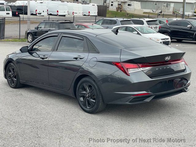 2022 Hyundai Elantra 2022 HYUNDAI ELANTRA SEL 2.0L GAS SAVER 1-OWNER 615-730-9991 - 22935240 - 4