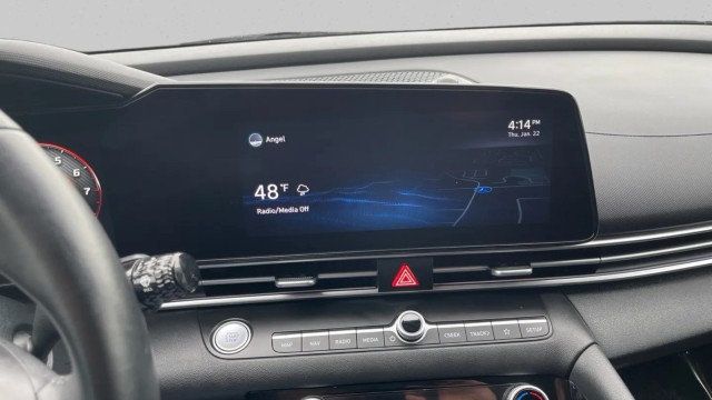 2022 Hyundai Elantra Limited IVT - 22975265 - 14