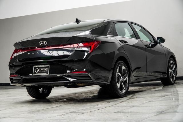 2022 Hyundai Elantra Limited IVT - 22961095 - 11