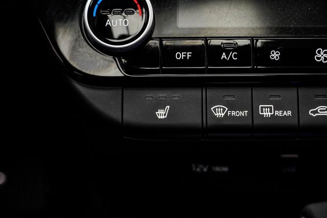 2022 Hyundai Elantra Limited IVT - 22961095 - 19