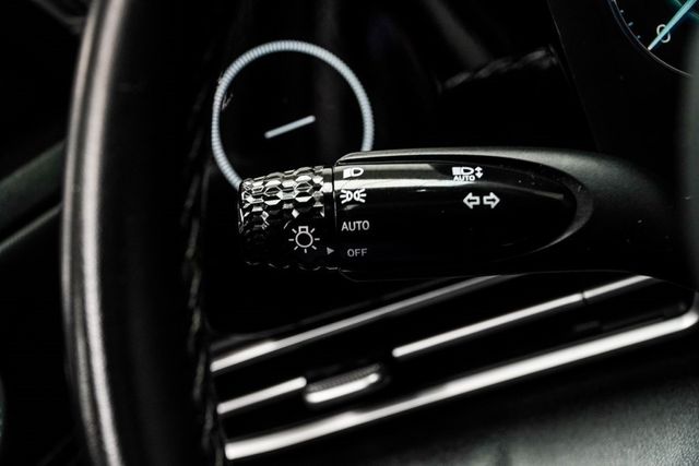 2022 Hyundai Elantra Limited IVT - 22961095 - 27