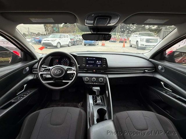 2022 Hyundai Elantra SE IVT - 23005802 - 12