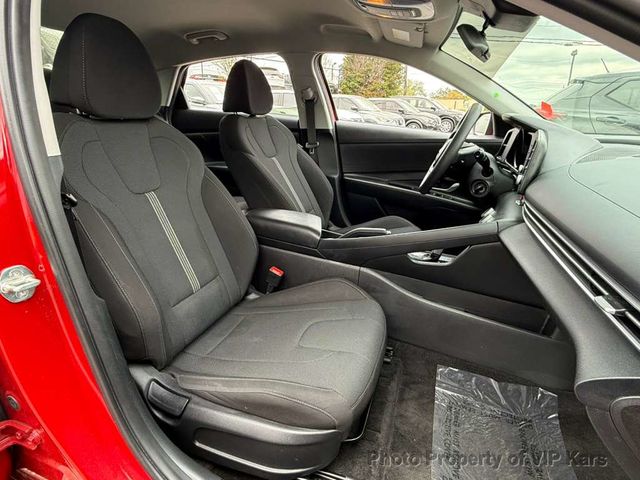 2022 Hyundai Elantra SE IVT - 23005802 - 16