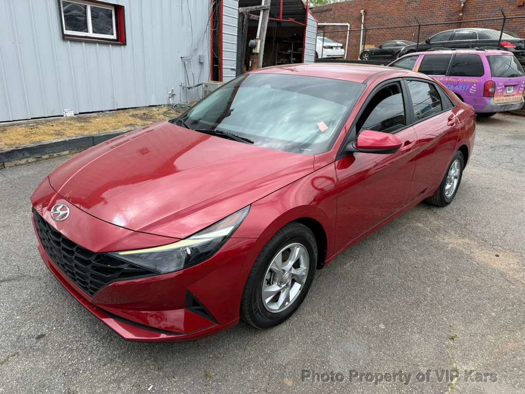 2022 Hyundai Elantra SE IVT - 23005802 - 22