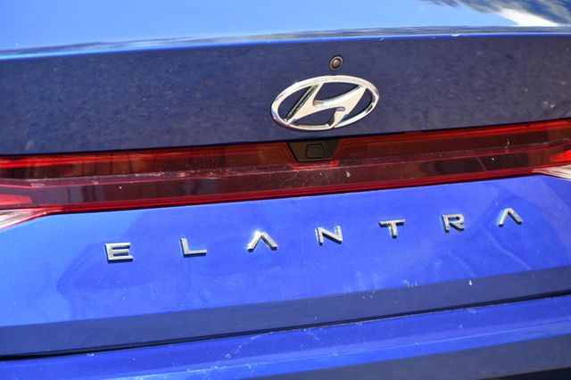 2022 Hyundai Elantra SEL IVT - 23006200 - 9