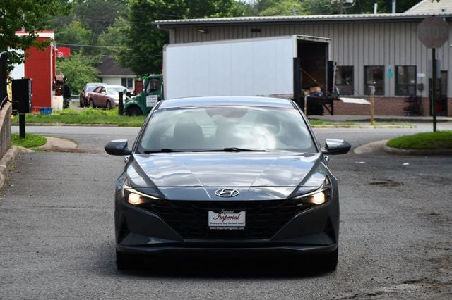 2022 Hyundai Elantra SEL IVT - 23042005 - 1
