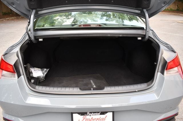 2022 Hyundai Elantra SEL IVT - 23042005 - 5