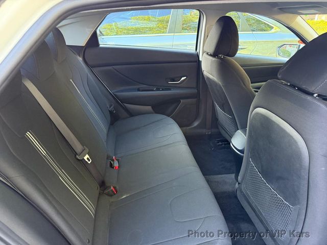 2022 Hyundai Elantra SEL IVT - 23013026 - 13