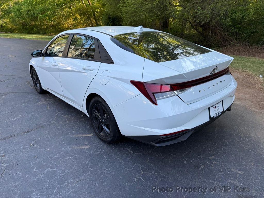 2022 Hyundai Elantra SEL IVT - 23013026 - 6