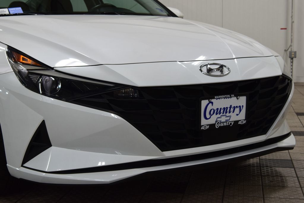 2022 Hyundai Elantra SEL IVT - 23009910 - 12