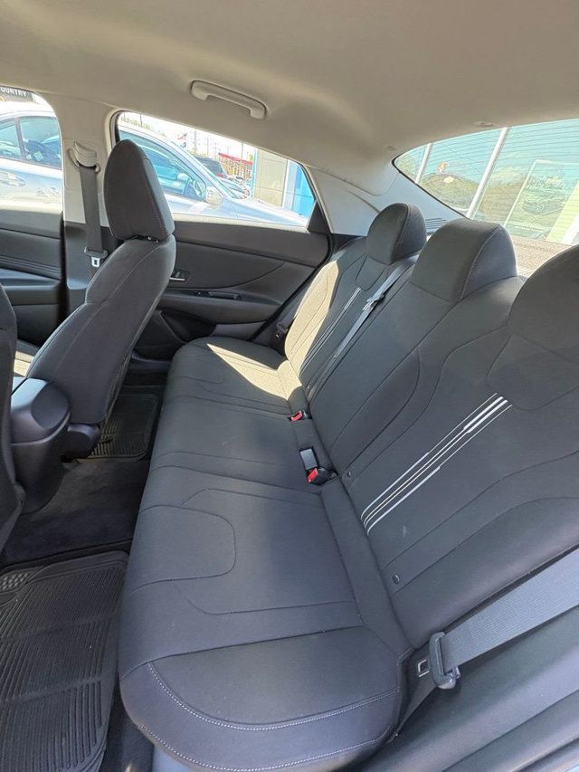 2022 Hyundai Elantra SEL IVT - 23009910 - 13