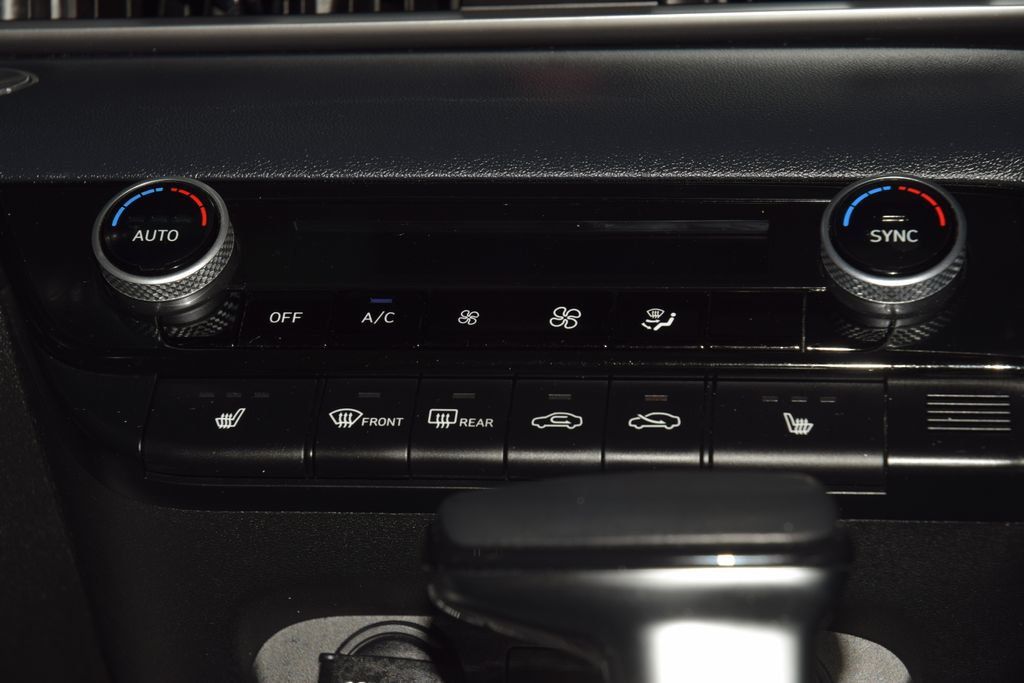 2022 Hyundai Elantra SEL IVT - 23009910 - 23
