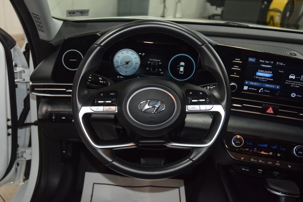2022 Hyundai Elantra SEL IVT - 23009910 - 26