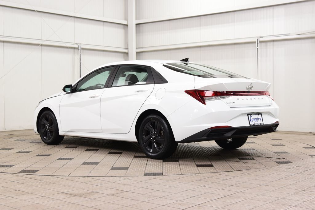 2022 Hyundai Elantra SEL IVT - 23009910 - 5