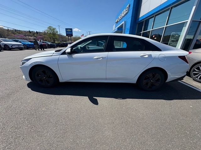 2022 Hyundai Elantra SEL IVT - 23009910 - 5