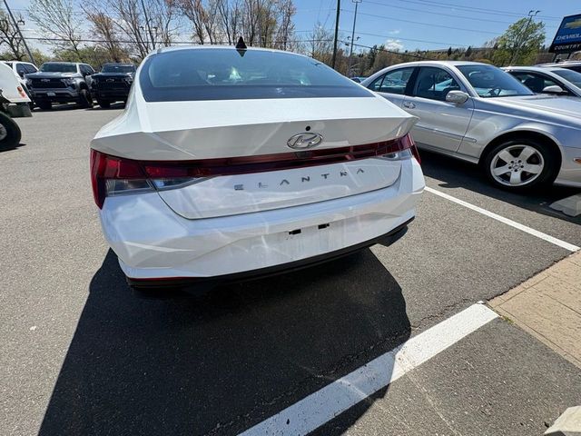 2022 Hyundai Elantra SEL IVT - 23009910 - 6