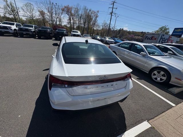 2022 Hyundai Elantra SEL IVT - 23009910 - 7