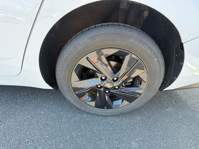 2022 Hyundai Elantra SEL IVT - 23009910 - 8