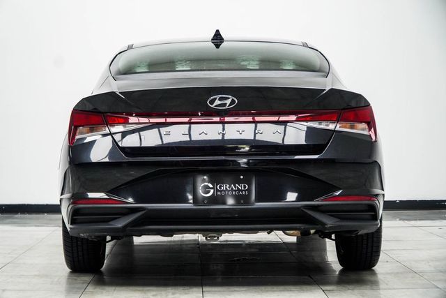 2022 Hyundai Elantra SEL IVT - 23040202 - 11