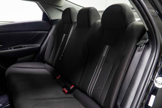 2022 Hyundai Elantra SEL IVT - 23040202 - 39