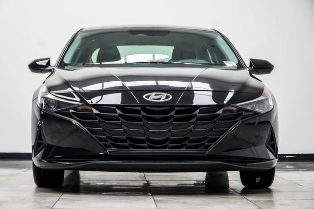 2022 Hyundai Elantra SEL IVT - 23040202 - 7