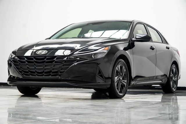 2022 Hyundai Elantra SEL IVT - 23040202 - 8