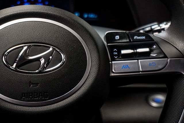 2022 Hyundai Elantra SEL IVT - 22935689 - 13