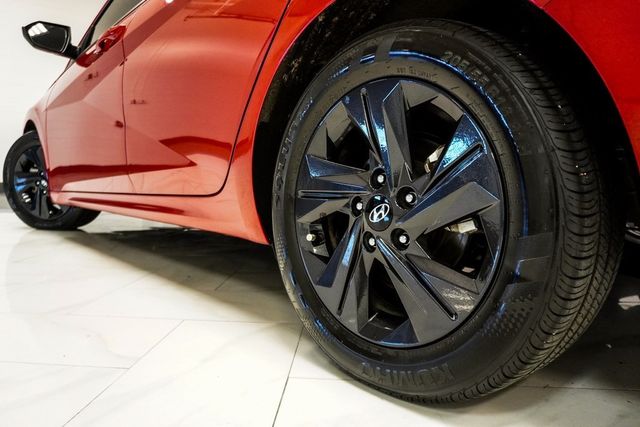 2022 Hyundai Elantra SEL IVT - 22935689 - 33