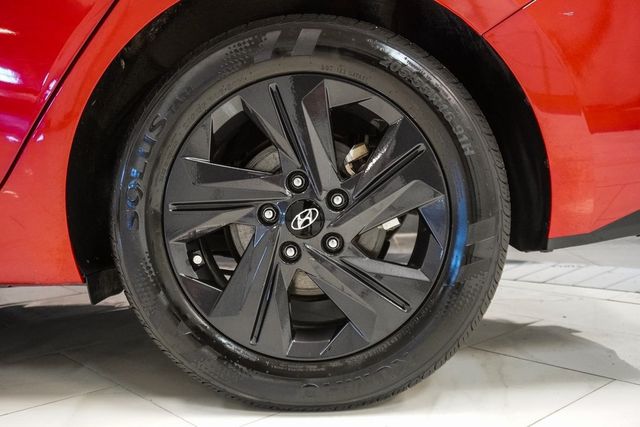 2022 Hyundai Elantra SEL IVT - 22935689 - 34