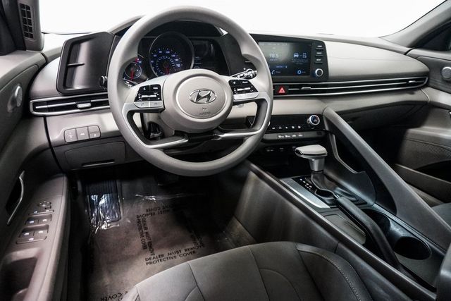 2022 Hyundai Elantra SEL IVT - 22974200 - 10