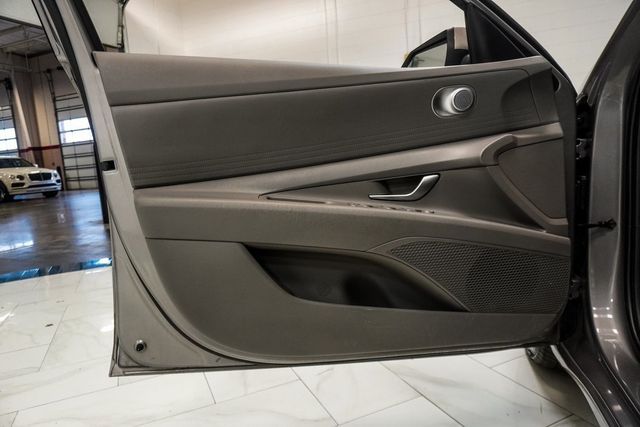 2022 Hyundai Elantra SEL IVT - 22974200 - 16