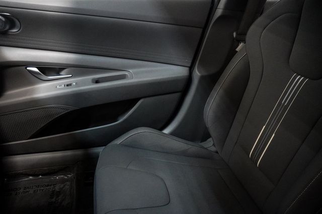 2022 Hyundai Elantra SEL IVT - 22974200 - 25