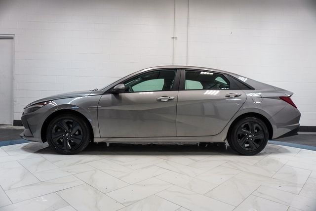 2022 Hyundai Elantra SEL IVT - 22974200 - 30