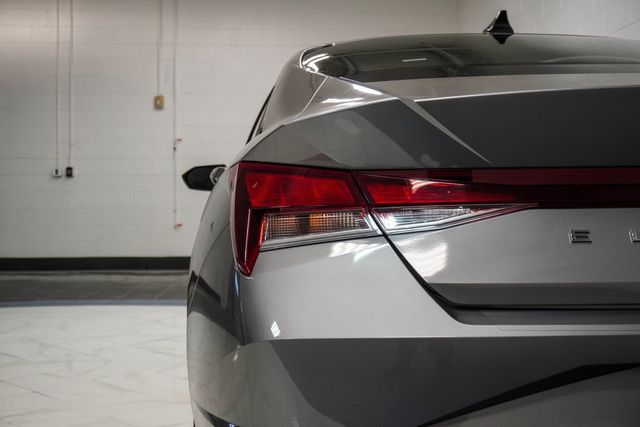 2022 Hyundai Elantra SEL IVT - 22974200 - 34