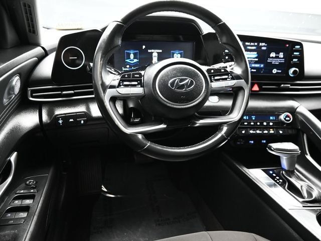 2022 Hyundai Elantra SEL IVT - 22996052 - 17