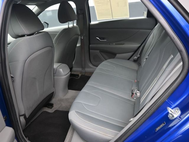 2022 Hyundai Elantra SEL IVT - 22978611 - 13