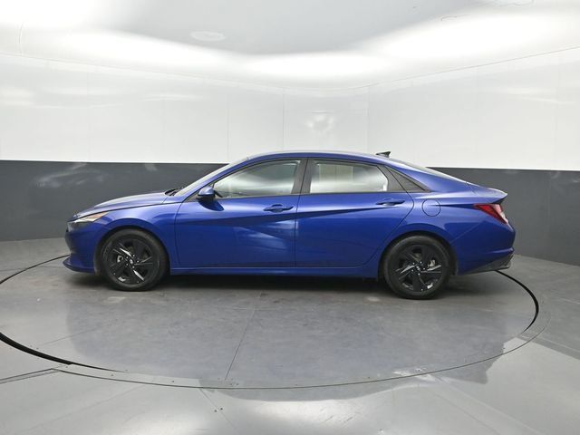 2022 Hyundai Elantra SEL IVT - 22978611 - 1